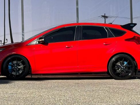 Used 2018 Ford Focus RS image 5