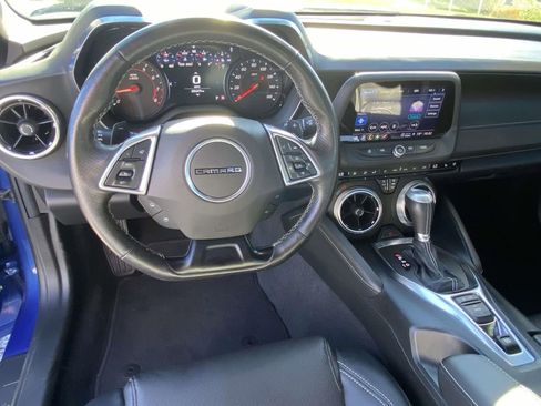 Used 2023 Chevrolet Camaro LT RWD image 10