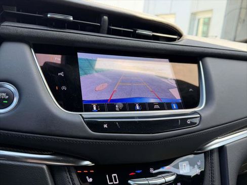 Used 2023 Cadillac XT5 Sportv w/ Platinum Package AWD/4WD image 32