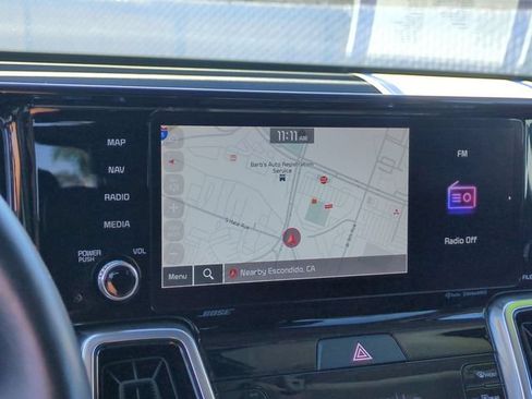 Certified 2023 Kia Sorento SX AWD/4WD image 22