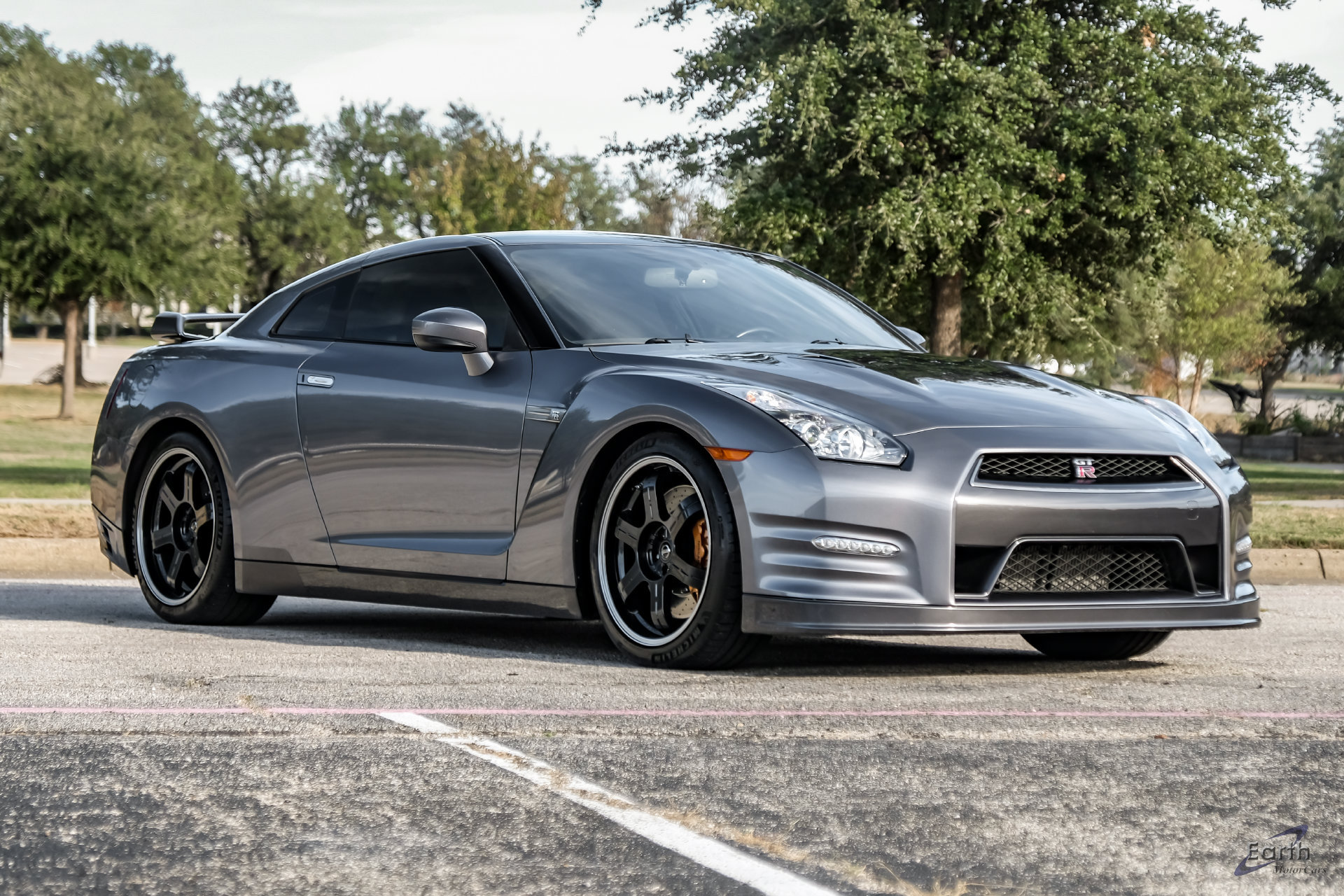 Used 2013 Nissan GT-R Black Edition AWD/4WD image 28