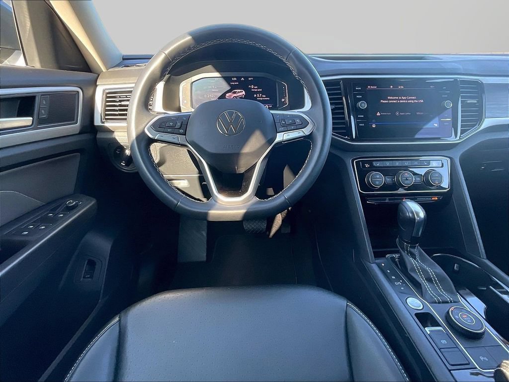 Used 2023 Volkswagen Atlas SE w/ Black Wheel Package AWD/4WD image 10