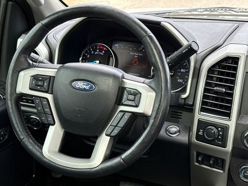 Used 2019 Ford F250 Lariat w/ Lariat Ultimate Package image 12