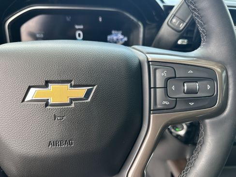 Used 2024 Chevrolet Silverado 2500 High Country w/ High Country Premium Package AWD/4WD image 27