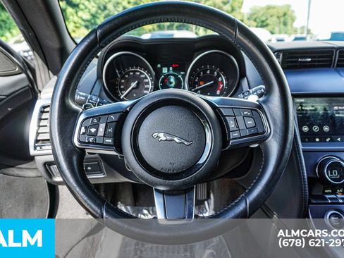 Used 2020 Jaguar F-TYPE Coupe RWD image 31