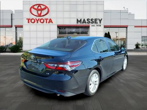 Used 2023 Toyota Camry LE w/ Convenience Package FWD image 3