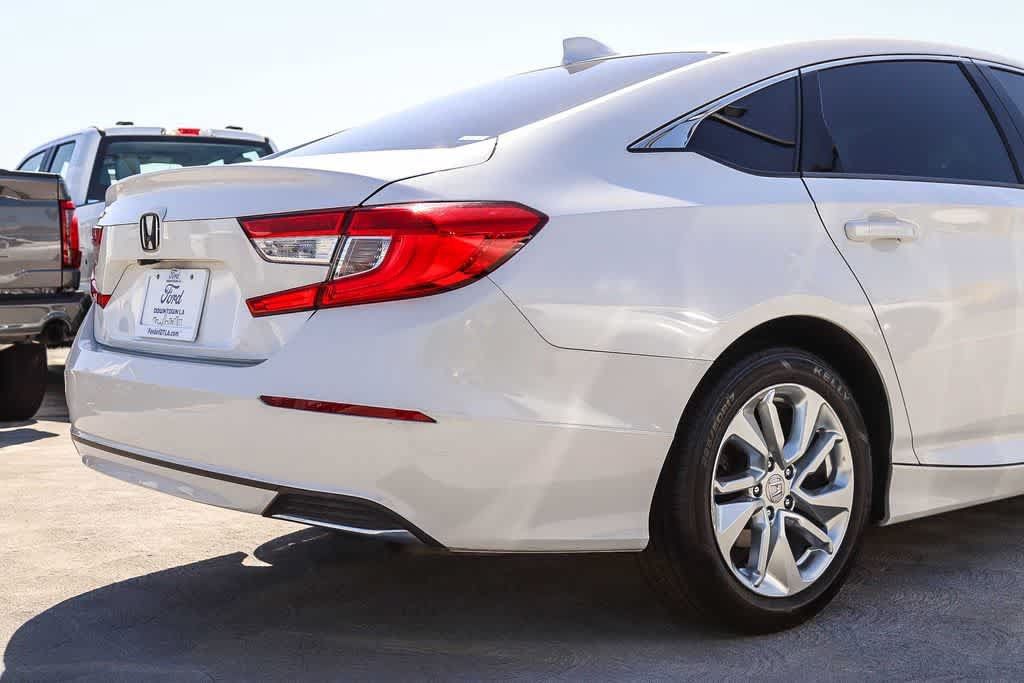 Used 2018 Honda Accord LX image 9
