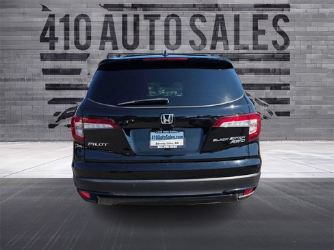 Used 2021 Honda Pilot Black Edition image 4