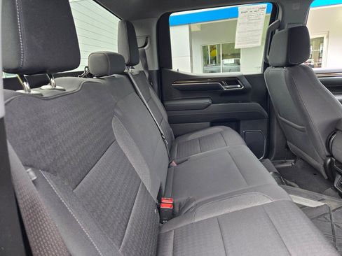 Certified 2023 Chevrolet Silverado 1500 LT AWD/4WD image 11