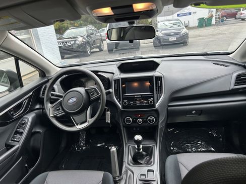 Used 2022 Buick Envision Essence w/ Technology Package I image 9