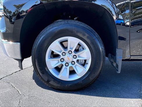 Certified 2025 Chevrolet Silverado 1500 LT image 9