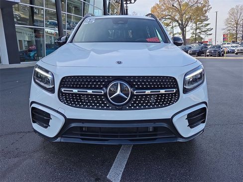 Certified 2025 Mercedes-Benz GLB 250 GLB 250 image 8