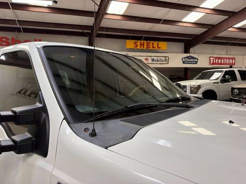 Used 2010 Ford F350 Lariat AWD/4WD image 42