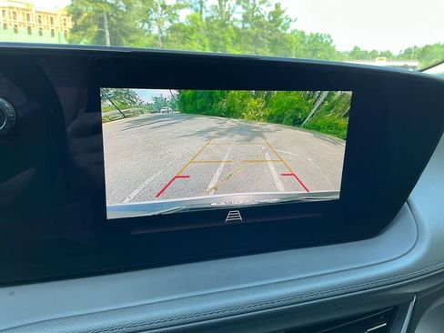 Used 2024 Buick Encore GX Preferred FWD image 19
