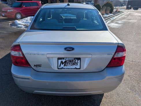 Used 2007 Ford Five Hundred SEL image 8