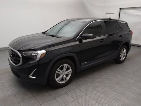 Used 2020 GMC Terrain SLE FWD image 2