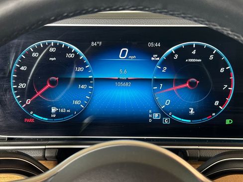 Used 2021 Mercedes-Benz GLE 350 4MATIC image 29