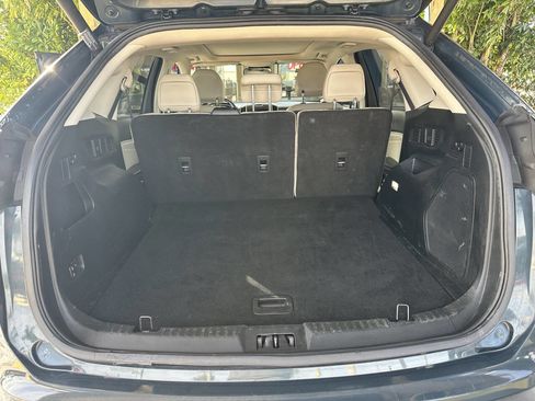 Used 2019 Ford Edge Titanium image 7
