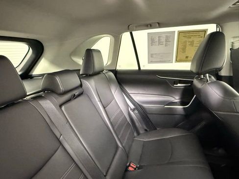 Used 2025 Toyota RAV4 XLE Premium image 42