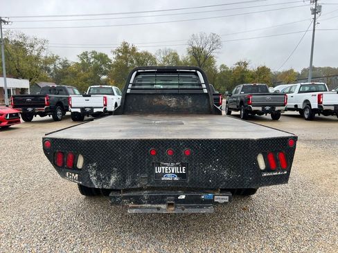 Used 2017 Ford F550 4x4 Crew Cab Super Duty w/ Power Equipment Group image 7