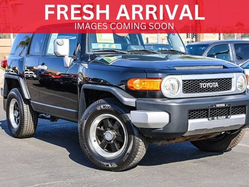 Used 2007 Toyota FJ Cruiser 4WD image 1