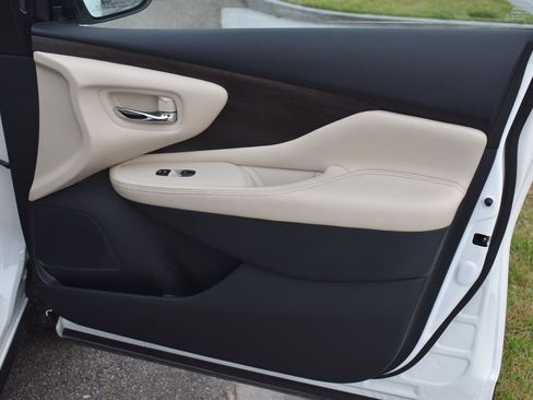 Used 2024 Nissan Murano Platinum w/ Cargo Package image 52