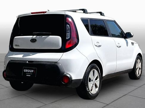 Used 2016 Kia Soul FWD image 13