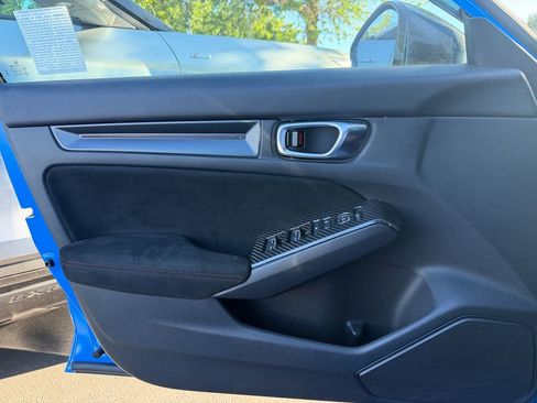 Used 2025 Honda Civic Type R image 13