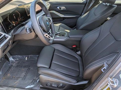 New 2026 BMW 330i Sedan w/ M Sport Package RWD image 4