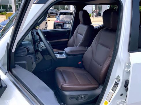 Used 2025 Toyota Land Cruiser w/ Premium Package AWD/4WD image 8