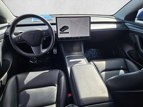 Used 2021 Tesla Model 3 Performance image 15