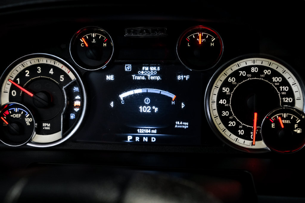 Used 2018 RAM 1500 Laramie AWD/4WD image 19