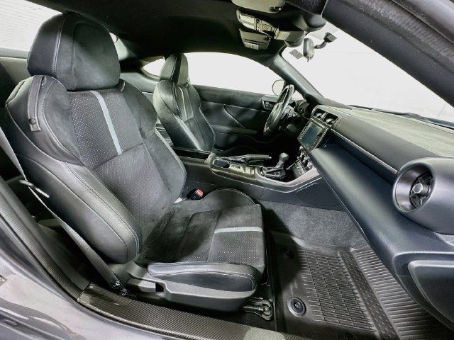 Used 2022 Toyota GR86 Premium RWD image 27
