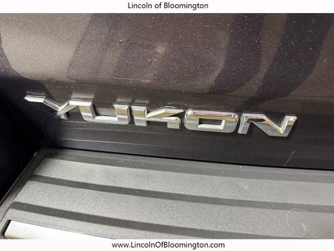 Used 2018 GMC Yukon Denali w/ Denali Ultimate Package image 32