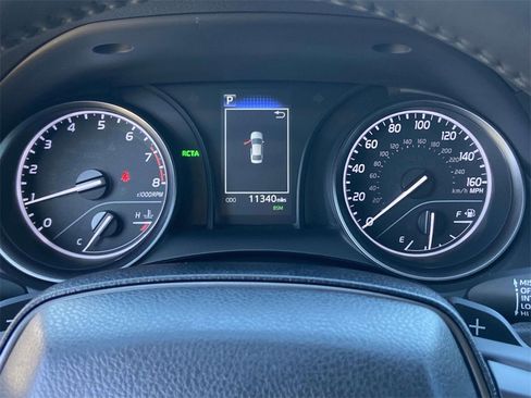 Used 2024 Toyota Camry SE image 33