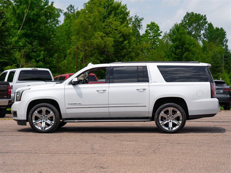 Used 2020 GMC Yukon XL SLT w/ Premium Edition AWD/4WD image 8