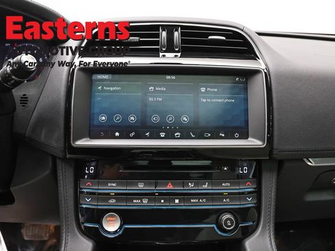 Used 2020 Jaguar F-PACE Prestige AWD/4WD image 12