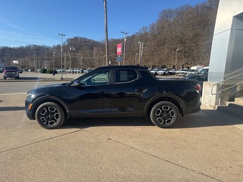 Used 2023 Hyundai Santa Cruz SEL w/ Activity Package image 4