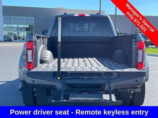Used 2021 Ford F450 Platinum w/ FX4 Off-Road Package AWD/4WD image 11