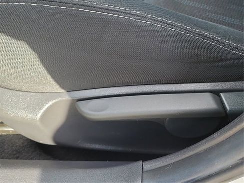 Used 2013 Toyota Corolla S image 15