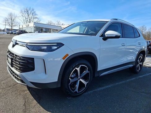 New 2026 Volkswagen Tiguan SE image 2