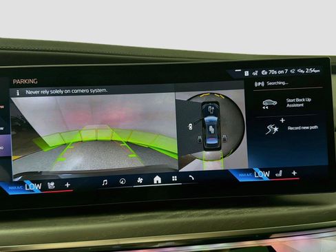 New 2026 BMW 740i xDrive AWD/4WD image 13