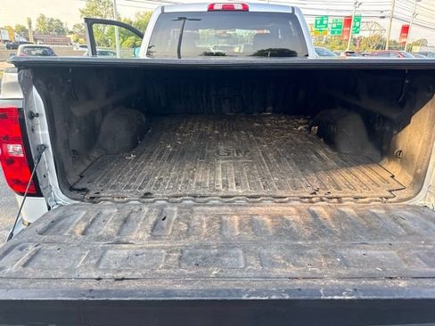 Used 2019 Chevrolet Silverado 1500 LT w/ All Star Edition AWD/4WD image 22