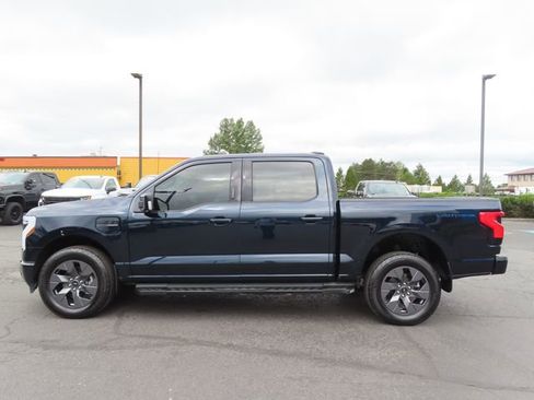 Used 2022 Ford F150 Lightning Lariat AWD/4WD image 4