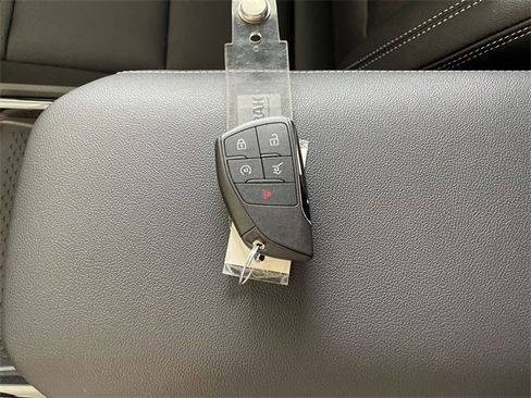 New 2025 Chevrolet Blazer EV LT image 33