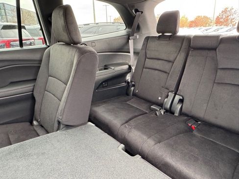 Used 2022 Honda Pilot Sport image 12