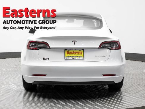 Used 2022 Tesla Model 3 Long Range AWD/4WD image 6