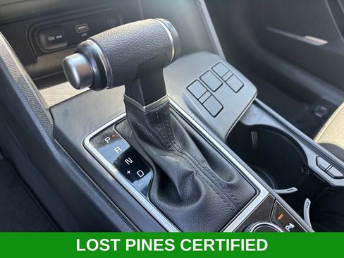 Used 2024 Kia Sportage LX image 17