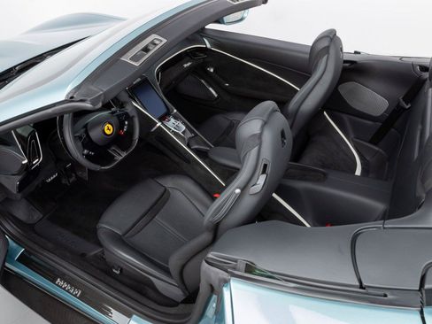 Certified 2024 Ferrari Roma Spider RWD image 35