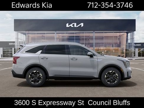 New 2026 Kia Sorento S FWD image 8